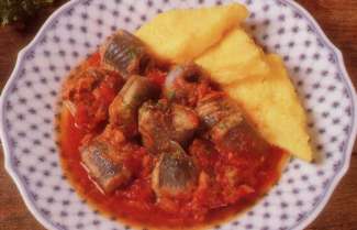 Anguilla con salsa al tonno