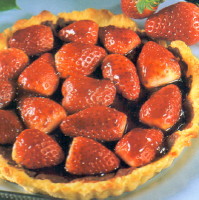 Crostata alle fragole e cioccolato