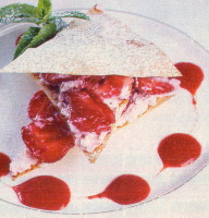 Dolce di ricotta e fragole