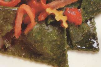 Ravioli al ripieno di noci