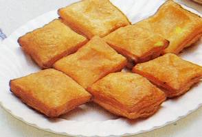 Sfogliatine alla salsiccia